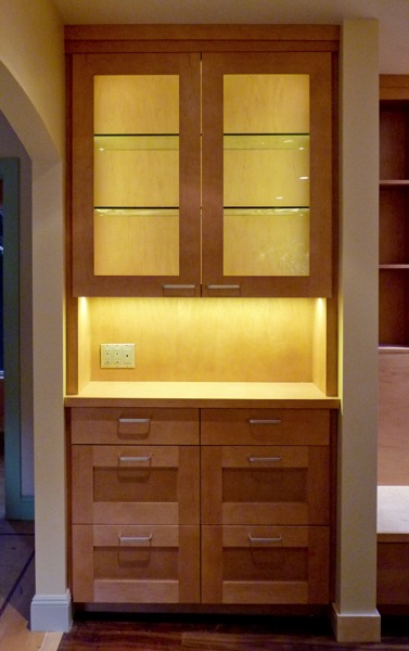 \"LEDlightcabinet\"